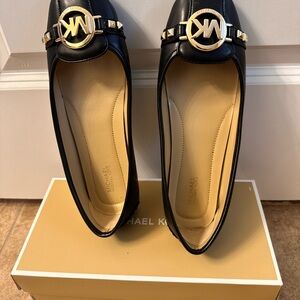 Michael Kors Black and Gold Flats